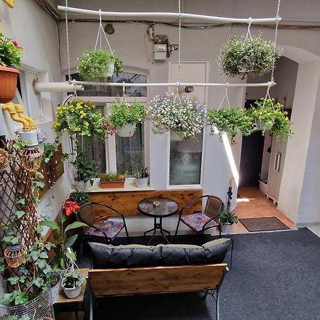 Studio Unikat บราชอฟ ภายนอก รูปภาพ